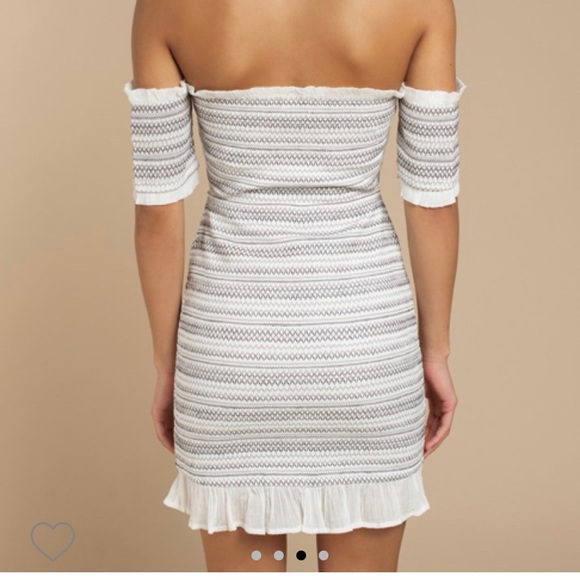 Tobi Off the shoulder Dress - Picture 4 of 6
